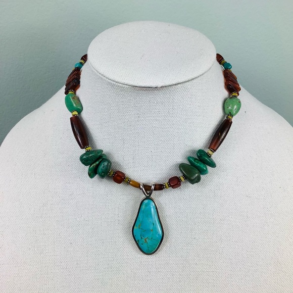 Turquoise, semi-precious stone and sterling silver necklace - Picture 1 of 8